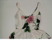 White one-shoulder long dress with rose pattern