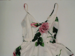 White one-shoulder long dress with rose pattern White one-shoulder long dress with rose pattern