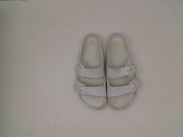 White flip flops White flip flops