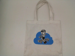 White cloth bag with blue pattern 
