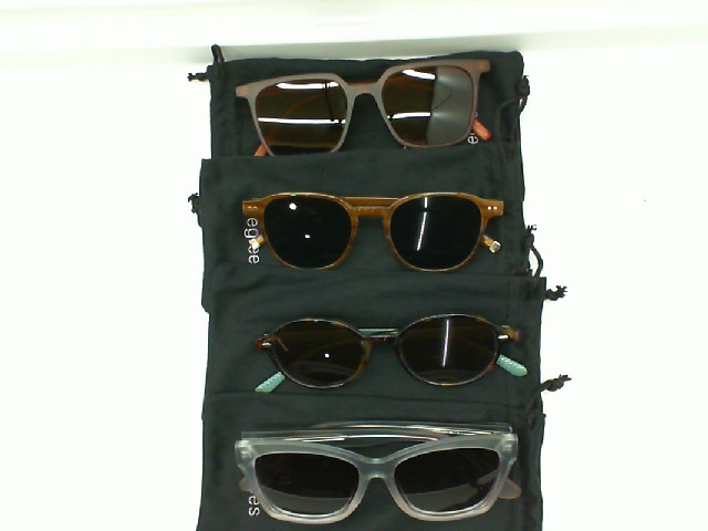 Set of 4 Men's Fashion Sunglasses Set of 4 Men's Fashion Sunglasses