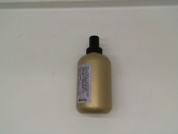 Hair moisturizing oil 