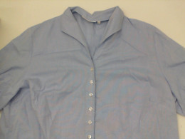 Blue short sleeve shirt Size L