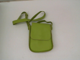 Women's green shoulder bag 