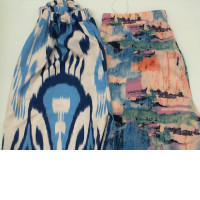 Set of 2 White pants with blue pattern 