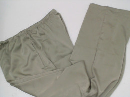 Women's green pants 