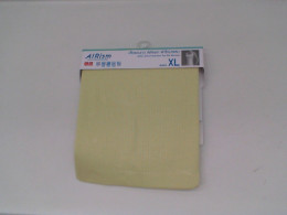 Women's yellow sleeveless shirt 