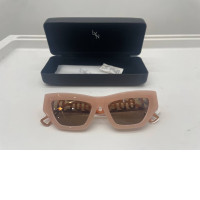 Women's pink sunglasses