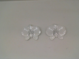 Set of 2 Butterfly earrings 