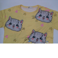 Yellow round neck shirt with cat pattern 