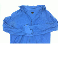 Blue long-sleeved shirt