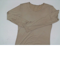 Women's cream long-sleeved workout shirt 