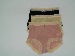 Set of 3 Women's underwear in various colors 