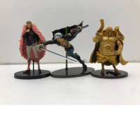 BIG SALE! Set of 3 Japanese figures "ONE PIECE"