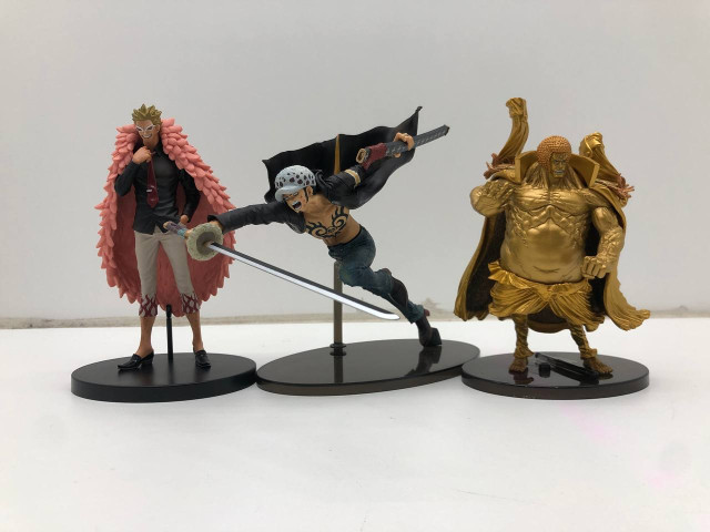 BIG SALE! Set of 3 Japanese figures "ONE PIECE" BIG SALE! Set of 3 Japanese figures "ONE PIECE"