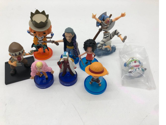 BIG SALE! Set of 9 coin size mini-figures BIG SALE! Set of 9 coin size mini-figures