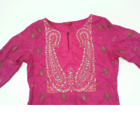 Long pink dress with gold pattern Long pink dress with gold pattern