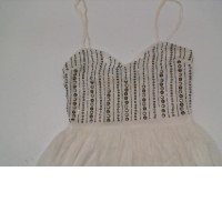 Women's white one-shoulder short dress set 