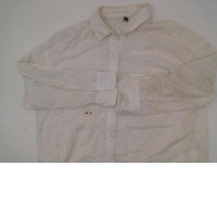 Men's white long-sleeved shirt Men's white long-sleeved shirt