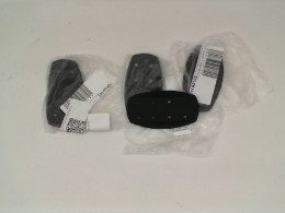 Set of 4 Women's Black Silicone Shoulder Pad Bra Strap Set of 4 Women's Black Silicone Shoulder Pad Bra Strap