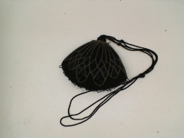 Small black women's shoulder bag 