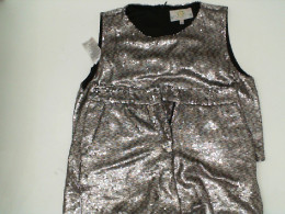 Set of 2 Women's silver sleeveless top and shorts Set of 2 Women's silver sleeveless top and shorts