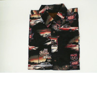 Black Hawaiian short-sleeved shirt with pattern 