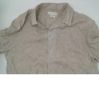 Gray short-sleeved shirt 