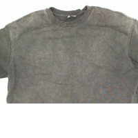 Women's black round neck t-shirt 