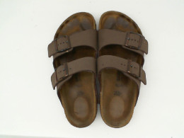 Women's brown sandals 