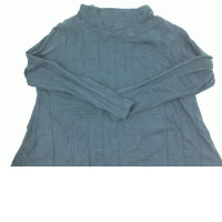 Women's blue round neck long-sleeved shirt 