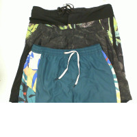 Set of 3 Men's three-quarter pants with a sea pattern Set of 3 Men's three-quarter pants with a sea pattern