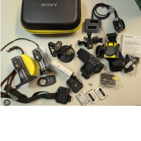 Big Set Sony FDR-X1000V 4K ActionCam viel Zubehör Set in Baden 