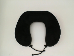 Black neck pillow 