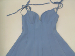 Blue strapless one-shoulder short dress 