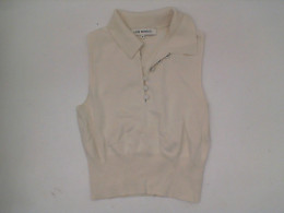 Women's cream-colored sleeveless button-down collar shirt