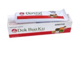 Set of 3 Dokbuaku Sensitive Herbal Toothpaste 140g.