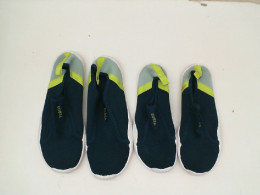 Set of 2 Blue diving sneakers with white stripes 