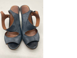 Women's purple high heels 