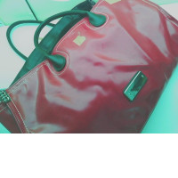 Women's shoulder bags