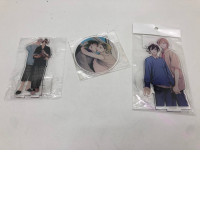 Set of 3 anime acrilyc stands 