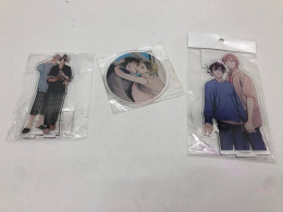 Set of 3 anime acrilyc stands Set of 3 anime acrilyc stands