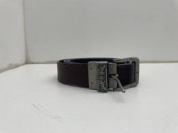 Men's dark brown belt
