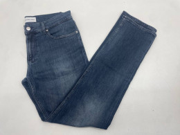 Men's blue jeans size L