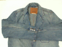 Women's denim jackets 