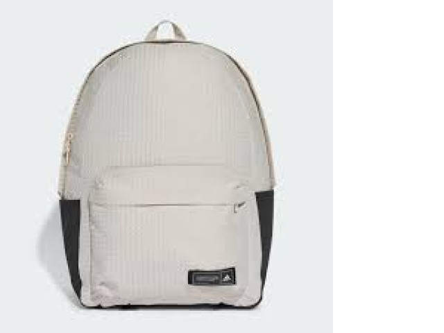 White sportbag White sportbag