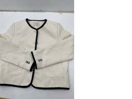 Women's long-sleeved white coat with black stripes Women's long-sleeved white coat with black stripes