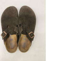 Men's dark brown closed toe sandals