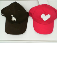 Set of 2 Women's pink and green cap