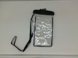 Waterproof hanging bag 